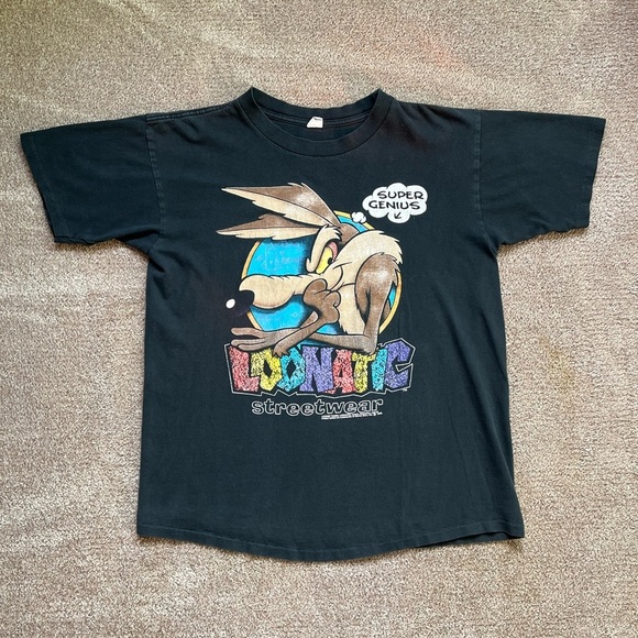 American Vintage Other - VTG 90’s Wile E. Coyote Faded Black Tee